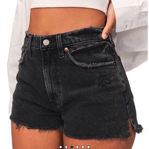 Abercrombie & Fitch Curve Love High Rise Mom Short